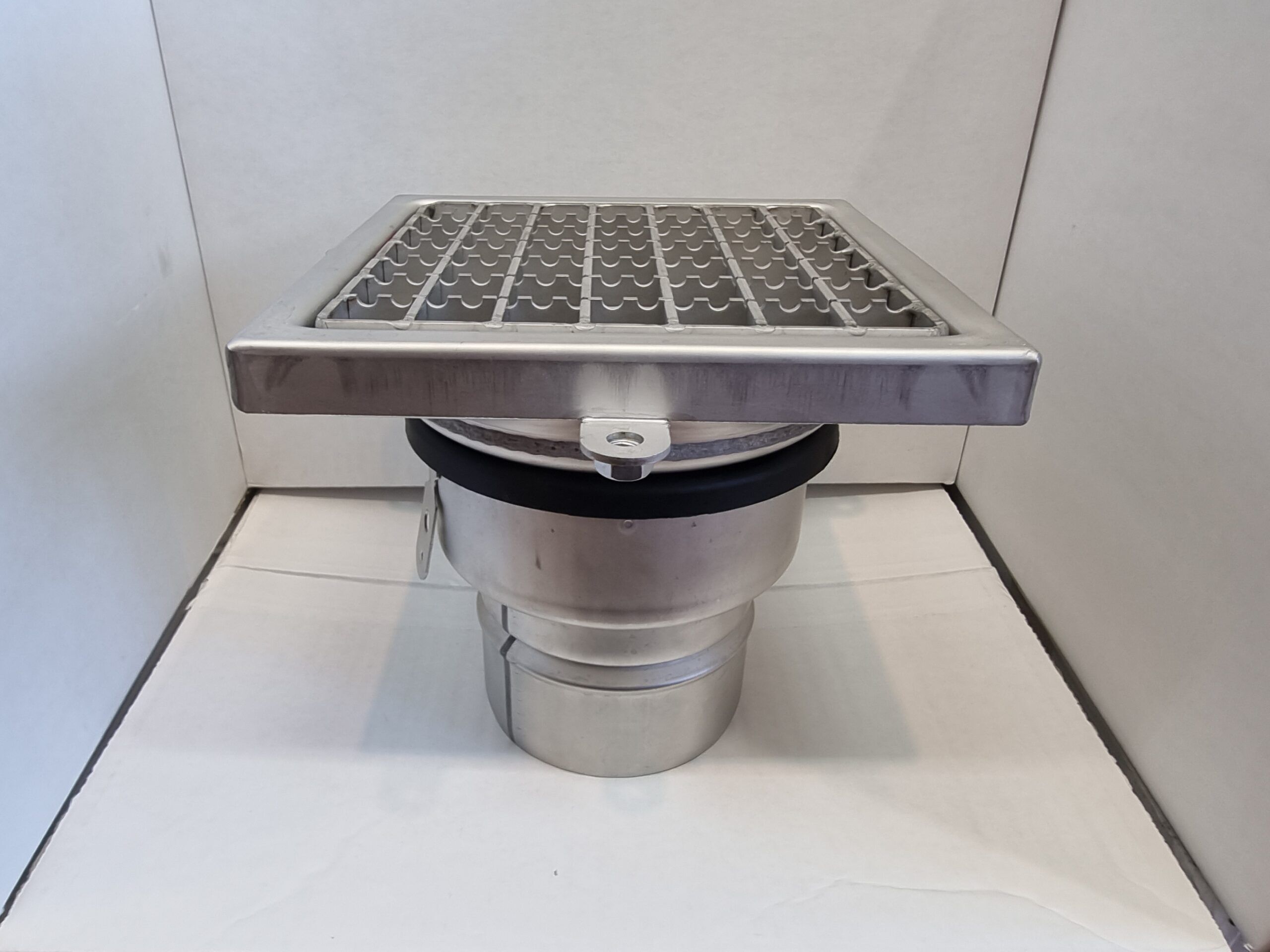 Inox slivnik 200x200 mm, vertikalni DIA 110, U DOLASKU ! 1 Blucher inox slivnik